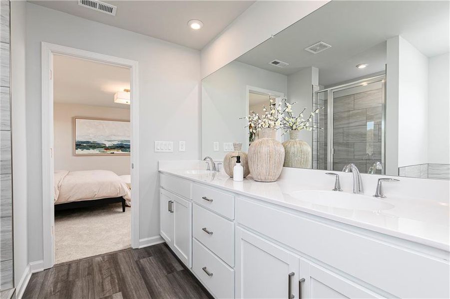 Furnished interior view inside a new home in Rhodes Glen, Lawrenceville (Image 36).