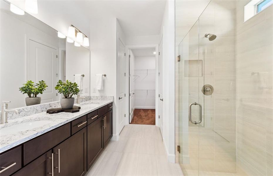 Furnished interior view inside a new home in Talon Preserve on Palmer Ranch, Nokomis (Image 10). Furnished interior view inside a new home in Talon Preserve on Palmer Ranch, Nokomis (Image 10).