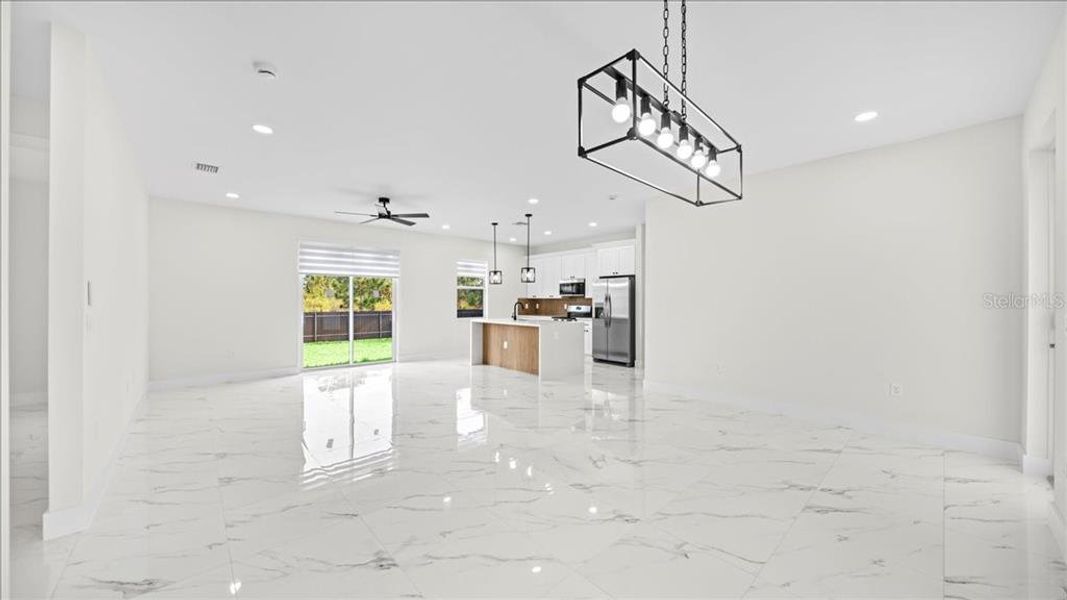 Spacious, unfurnished interior of a new home in , Port Charlotte (Image 16).