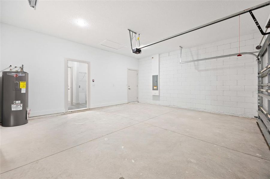 Image 33 of a home in .