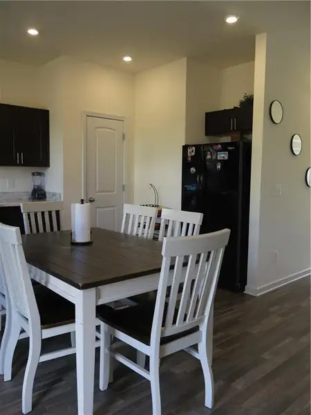 Furnished interior view inside a new home in , Cartersville (Image 4).