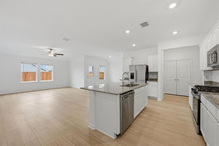 2305 Buffalo Bayou Way ~ Ready Now