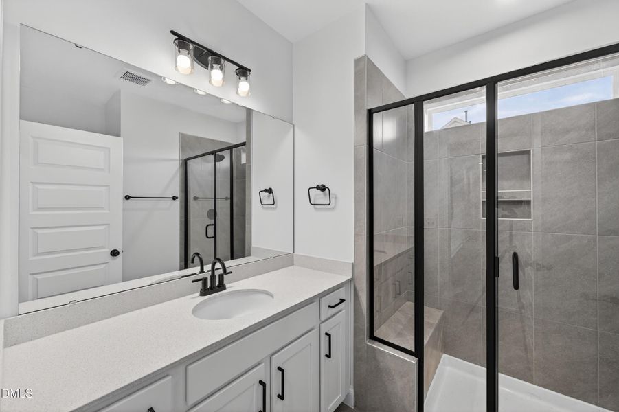 17 -66 tennyson drive, interior