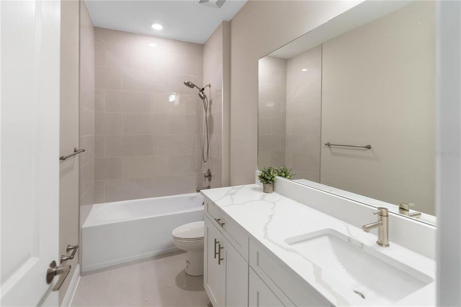 Furnished interior view inside a new home in , Bradenton (Image 27).