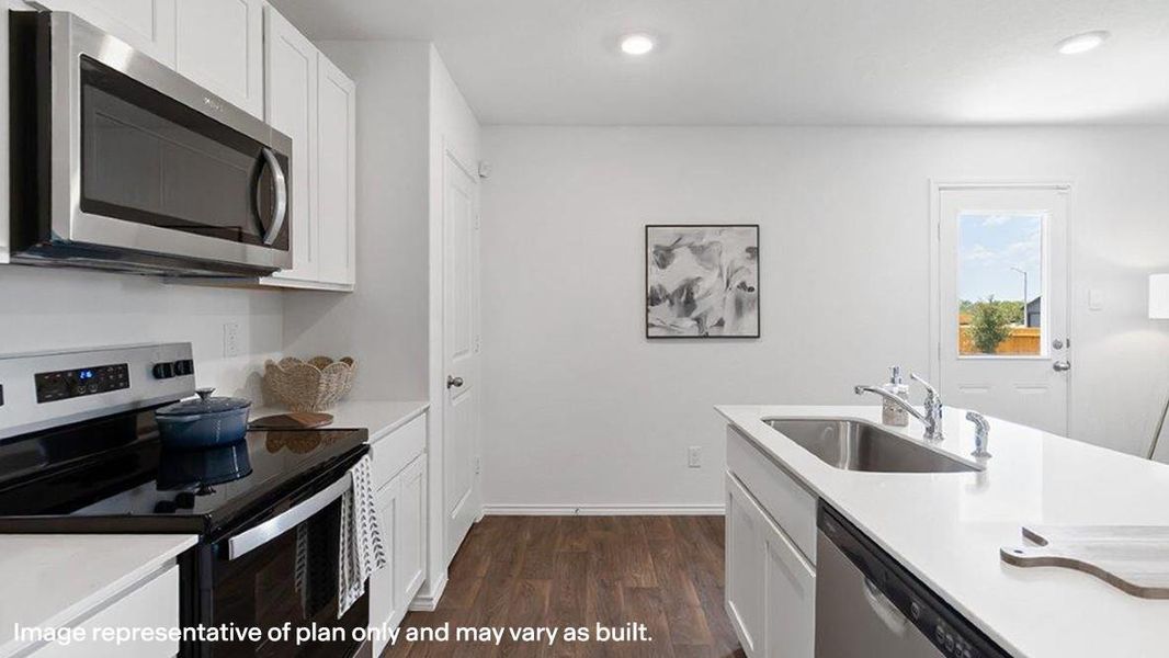 Furnished interior view inside a new home in Wilkins Valley, Brenham (Image 6).