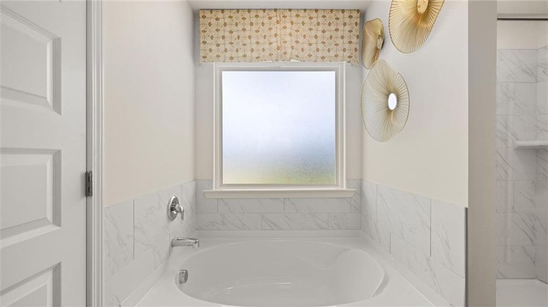 Close-up of interior finishes inside a home in Bridle Creek, Locust Grove (Image 17).