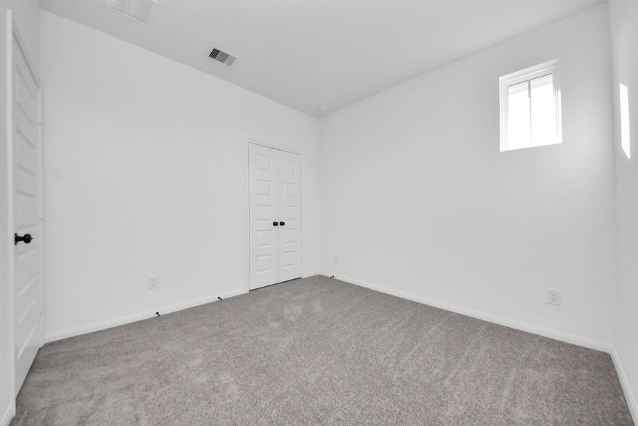 Spacious, unfurnished interior of a new home in Elyson, Katy (Image 41).