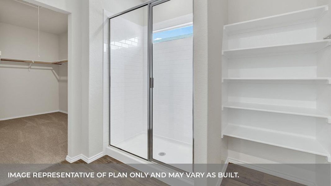 Image 35 of a home in Paramount.