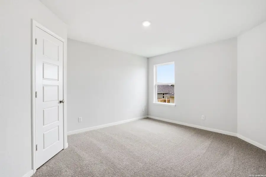 Spacious, unfurnished interior of a new home in Hickory Ridge, Elmendorf (Image 15). Spacious, unfurnished interior of a new home in Hickory Ridge, Elmendorf (Image 15).