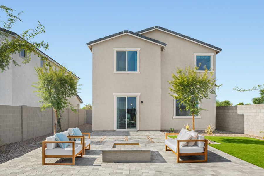 Exterior details and patio area of a home in Bethany Grove, Glendale (Image 2).