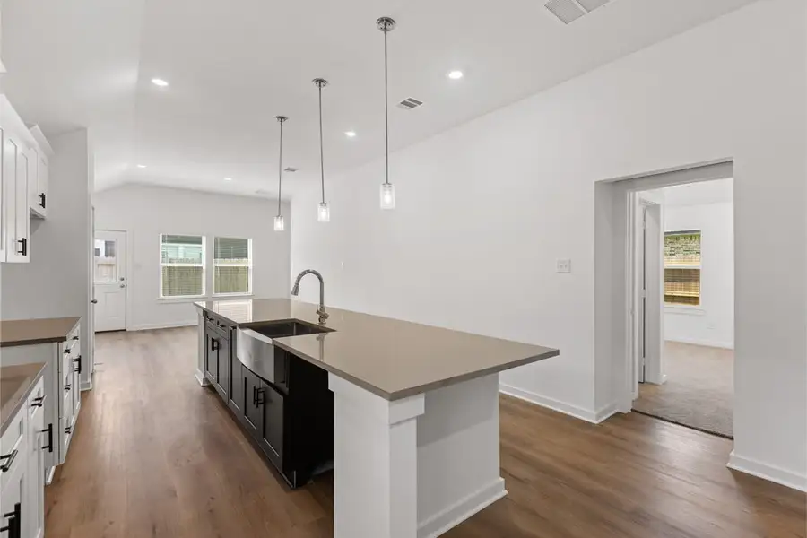 Furnished interior view inside a new home in Glendale Lakes, Rosharon (Image 4).