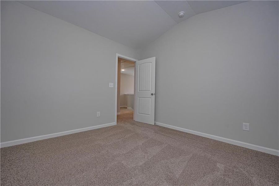 Spacious, unfurnished interior of a new home in , Villa Rica (Image 11).