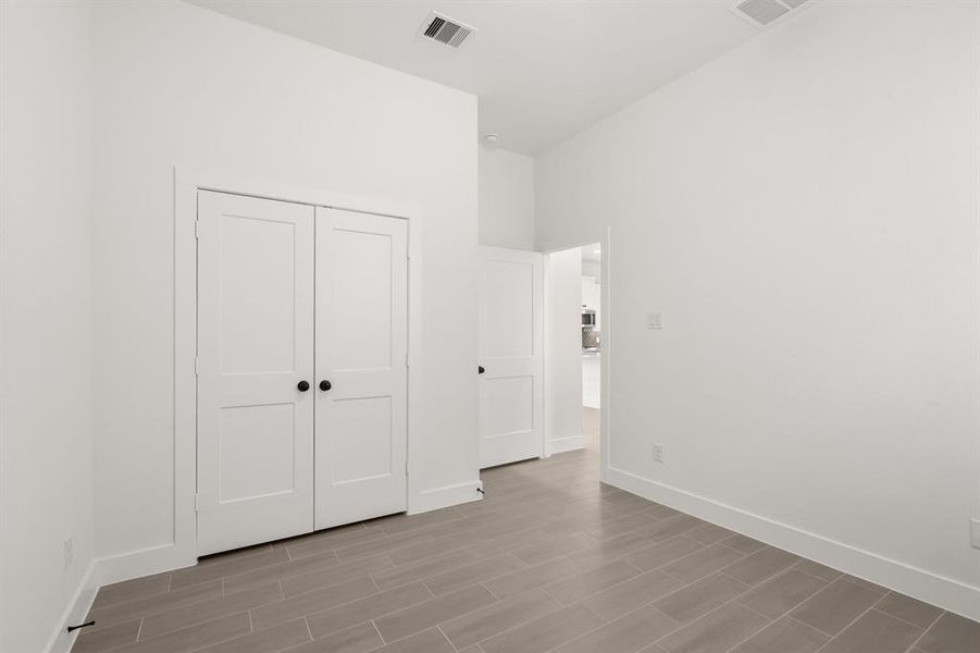 Photos are REPRESENTATIVE of the home /floor plan and are NOT of the actual home.  Selections, features, and room options may vary.  For more info., contact Chesmar Homes.