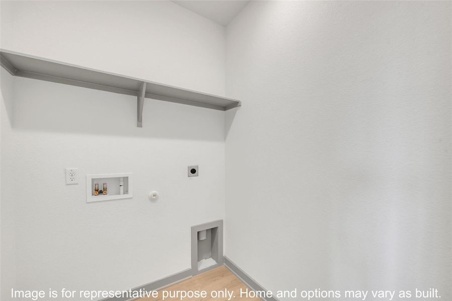 Spacious, unfurnished interior of a new home in , Huntsville (Image 9).