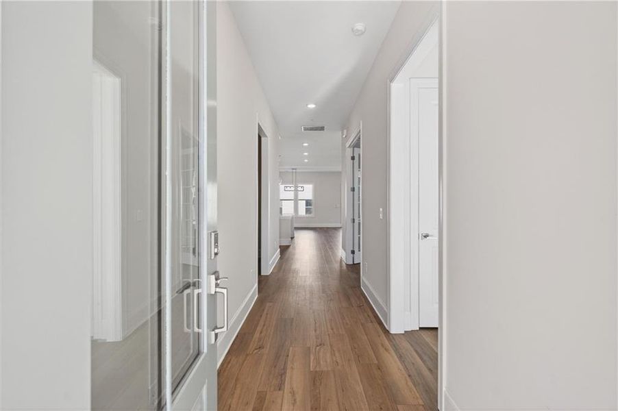 Spacious, unfurnished interior of a new home in The Reserve at Bells Ferry, Kennesaw (Image 15).