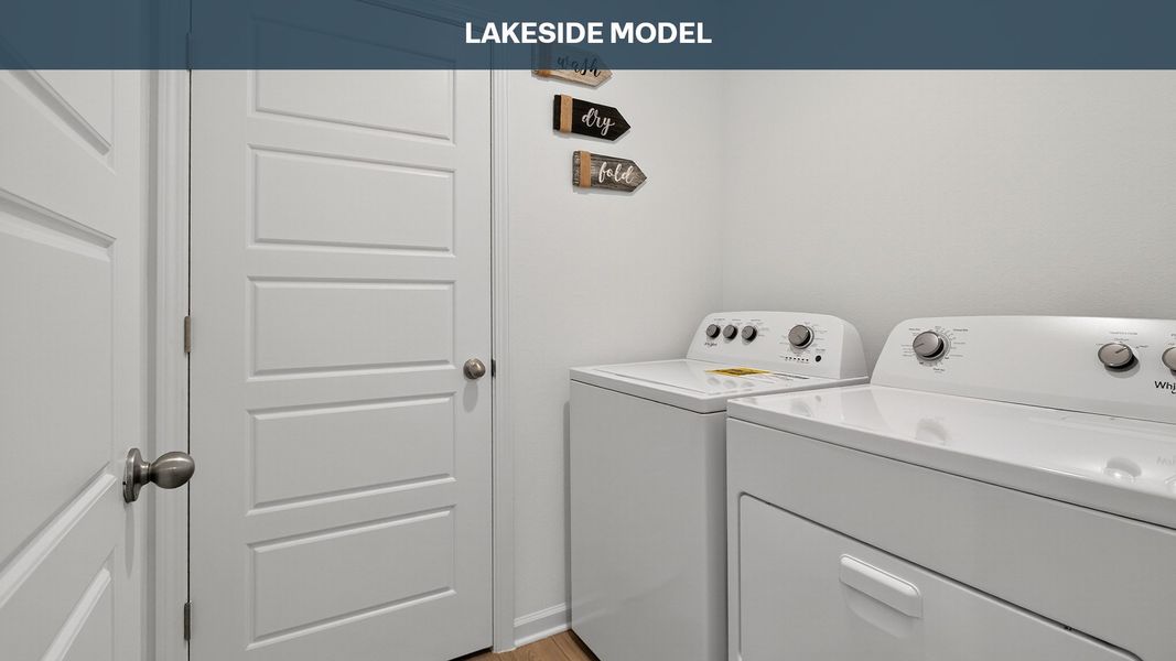 Representative interior finishes for a home built from the Lakeside by D.R. Horton in Canopy Oaks, Kingsland (Image 24).