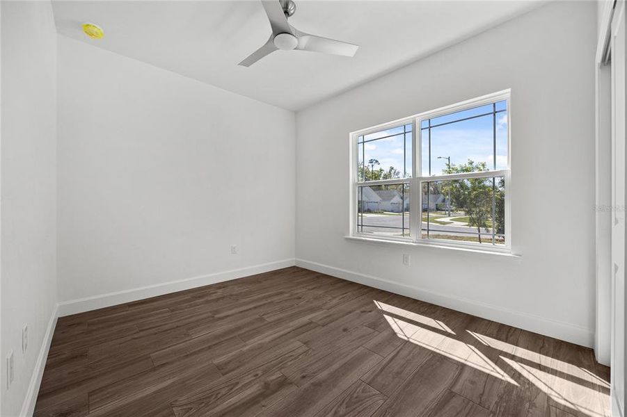 Spacious, unfurnished interior of a new home in , Gainesville (Image 23).