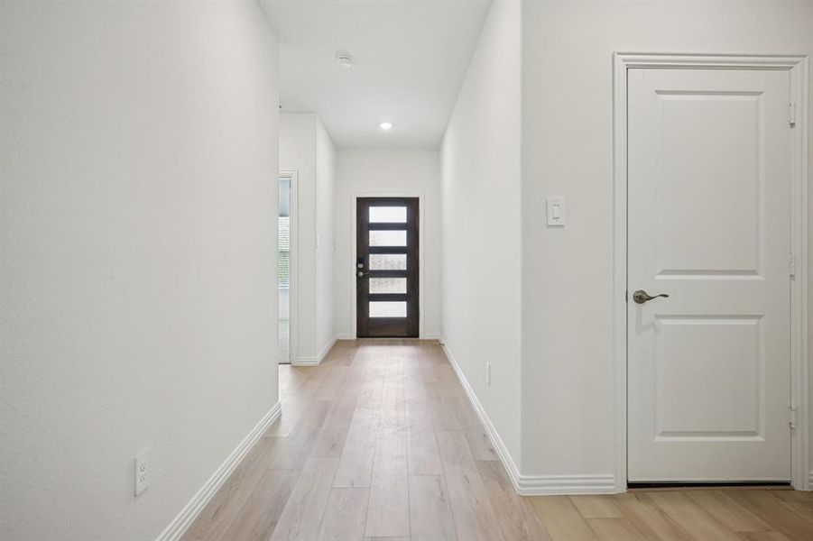 Spacious, unfurnished interior of a new home in Westmoor, Sherman (Image 22). Spacious, unfurnished interior of a new home in Westmoor, Sherman (Image 22).