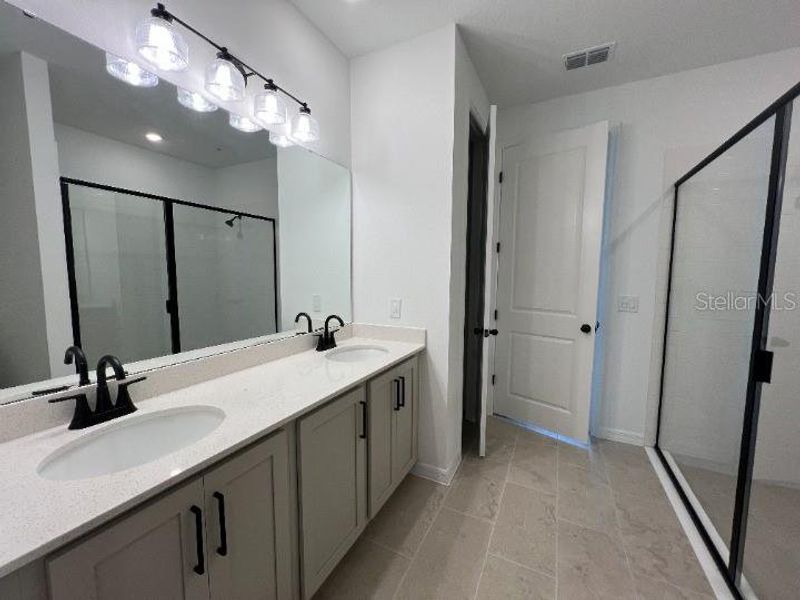 Furnished interior view inside a new home in , Kissimmee (Image 5).