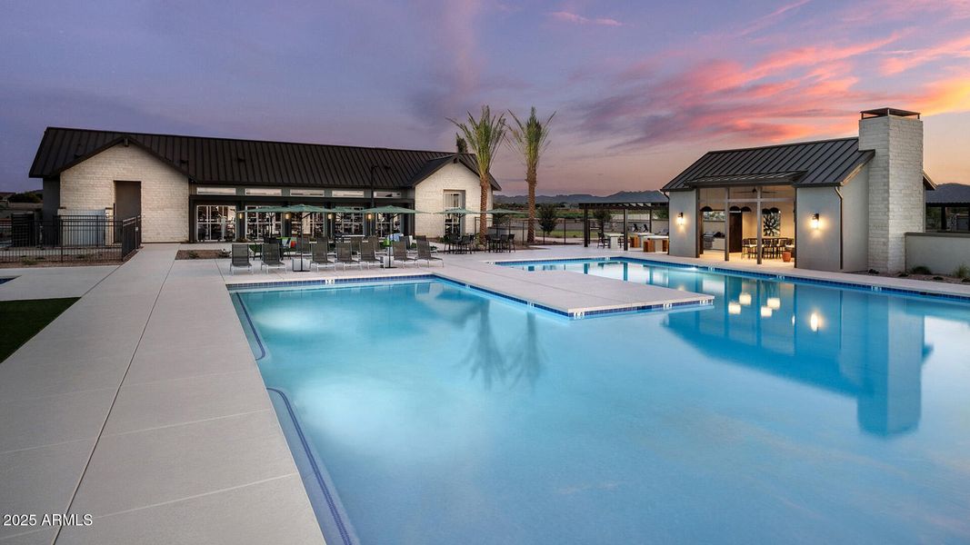MATPHX_EP1_Amenity_PoolDusk
