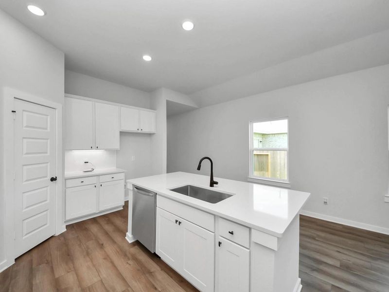 Furnished interior view inside a new home in River Ranch Meadows, Dayton (Image 9).