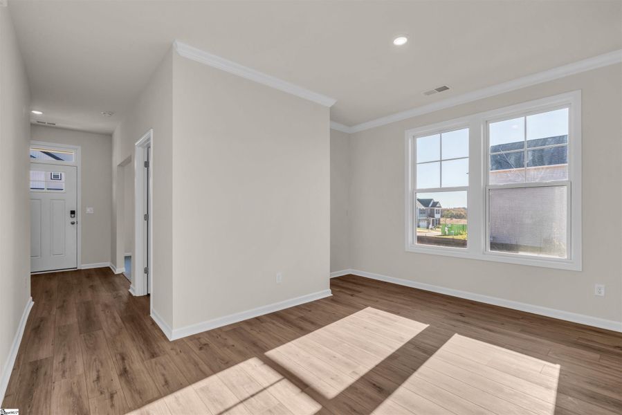 Spacious, unfurnished interior of a new home in Halton Oaks, Spartanburg (Image 13).