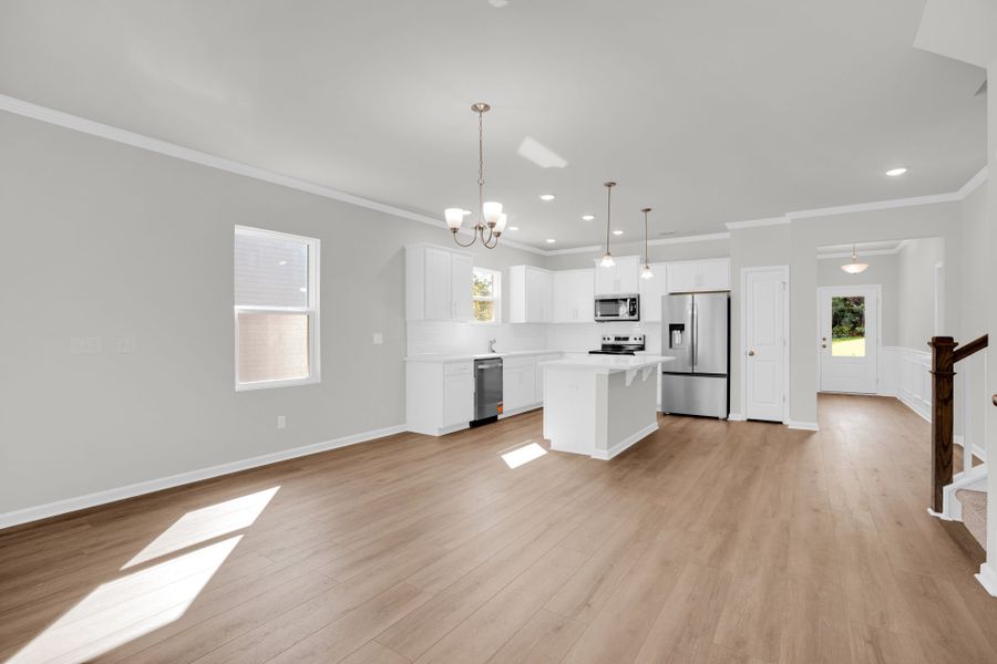 Spacious, unfurnished interior of a new home in Carriage Estates, Lexington (Image 34).