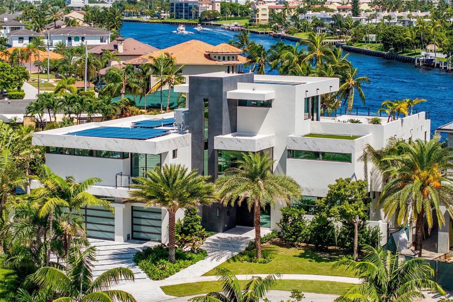 Front exterior of a new home in , Deerfield Beach, FL, highlighting curb appeal (Image 1).