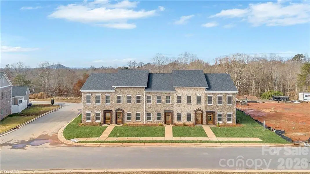 Image 43 of a home in .