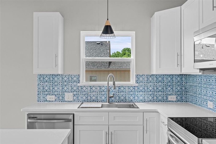 Furnished interior view inside a new home in , Granbury (Image 6).