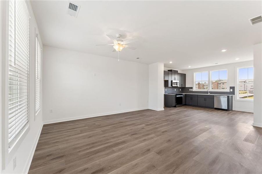 Spacious, unfurnished interior of a new home in Array, Atlanta (Image 11). Spacious, unfurnished interior of a new home in Array, Atlanta (Image 11).