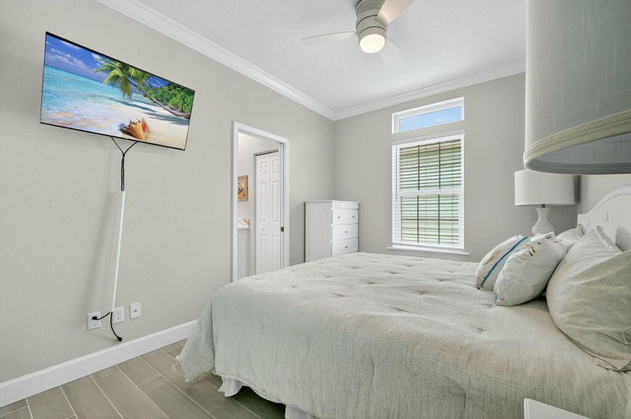 Furnished interior view inside a new home in , Jensen Beach (Image 4).