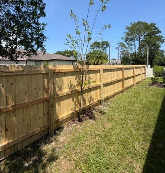 Exterior details and patio area of a home in Palm Coast, Palm Coast (Image 19).