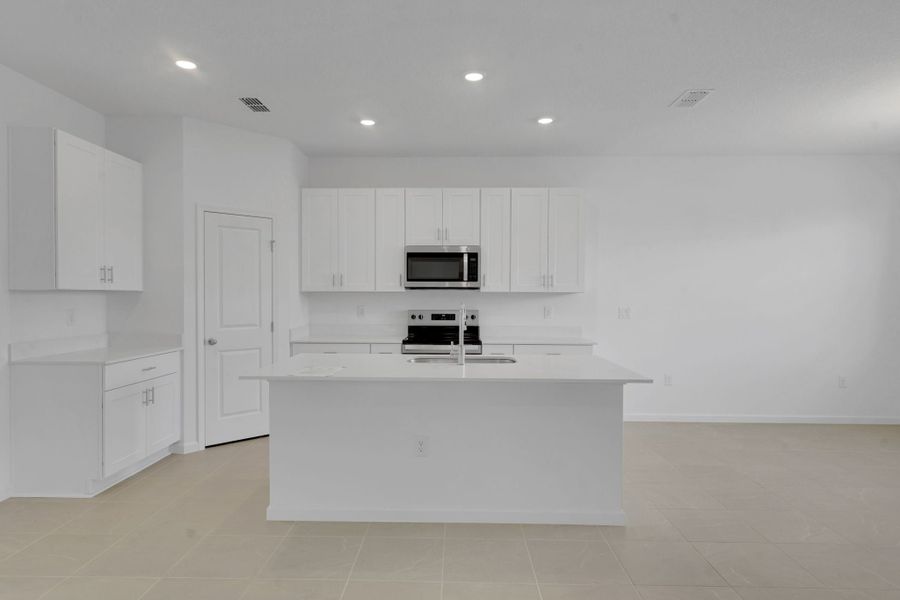 4br New Home in Winter Haven, FL.  - Slide 20