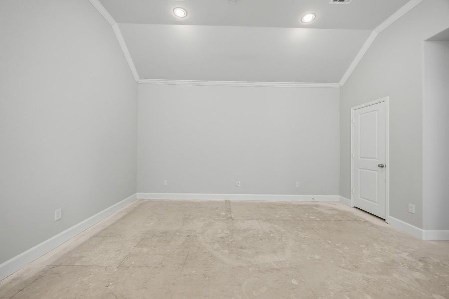 A minimalist dream with room to spare. This alternate primary layout delivers cozy elegance and enough space to truly spread out and breathe. A minimalist dream with room to spare. This alternate primary layout delivers cozy elegance and enough space to truly spread out and breathe.