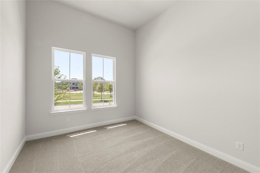 Spacious, unfurnished interior of a new home in Painted Tree Showcase, McKinney (Image 23).