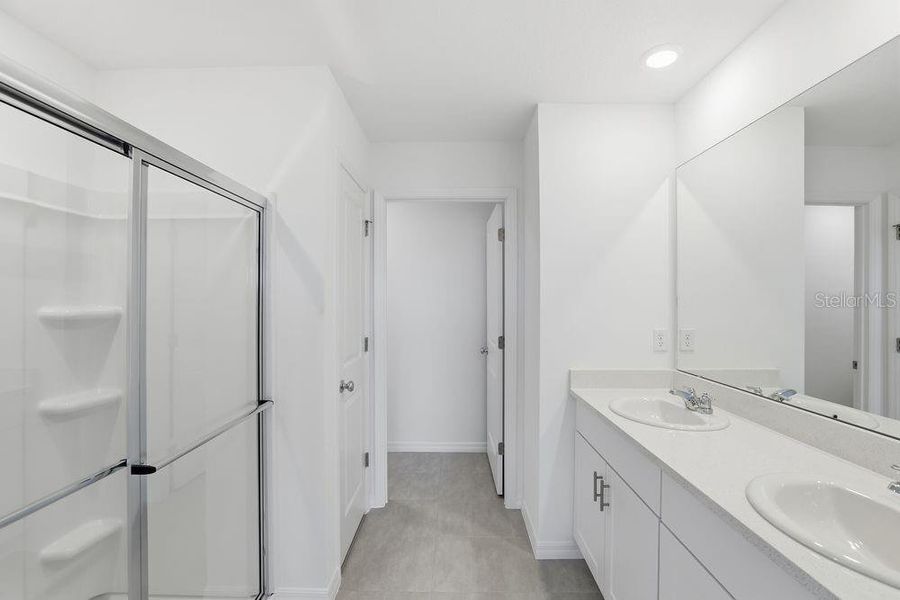 Furnished interior view inside a new home in Marion Creek, Haines City (Image 4).