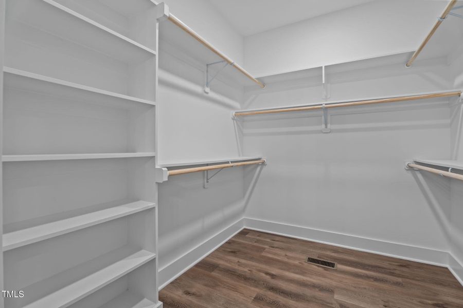 70-web-or-mls-DSC08819 70-web-or-mls-DSC08819