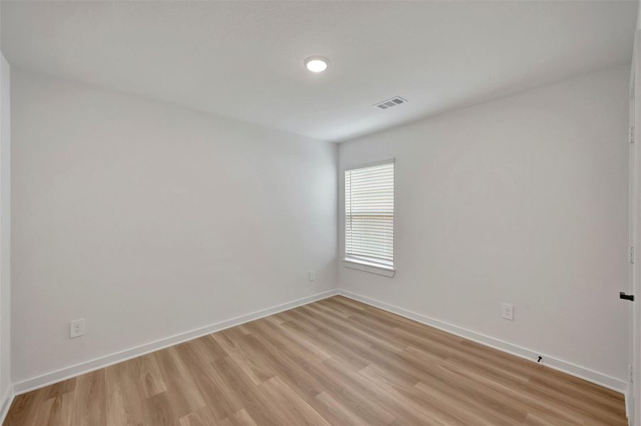 Spacious, unfurnished interior of a new home in Magnolia Ridge, Magnolia (Image 27). Spacious, unfurnished interior of a new home in Magnolia Ridge, Magnolia (Image 27).