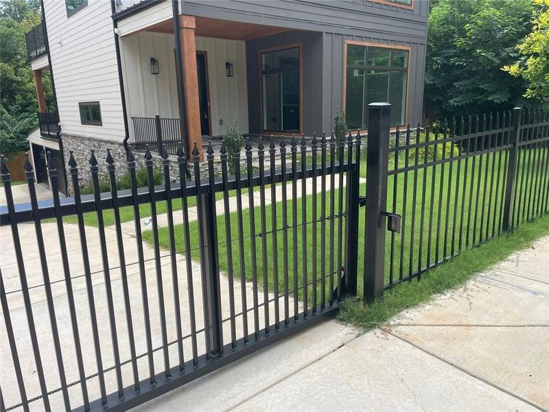 Exterior details and patio area of a home in , Atlanta (Image 35).