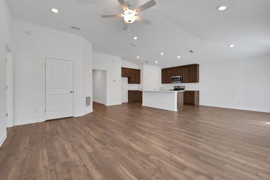 Jacksonville, FL New Home.  - Slide 17