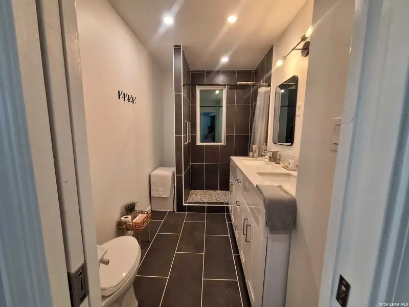 Furnished interior view inside a new home in , Spring Branch (Image 15).