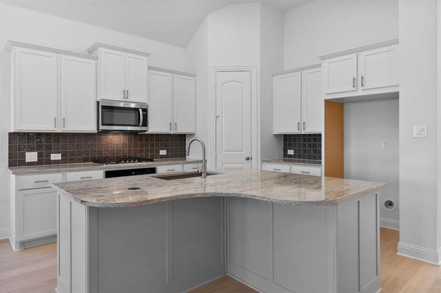 DAL_Trinity Falls_Lamar_204 Bay Laurel Road (7)