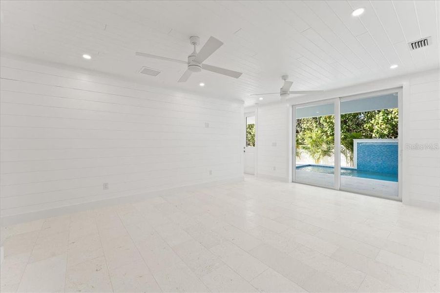 Spacious, unfurnished interior of a new home in , Boca Grande (Image 58).