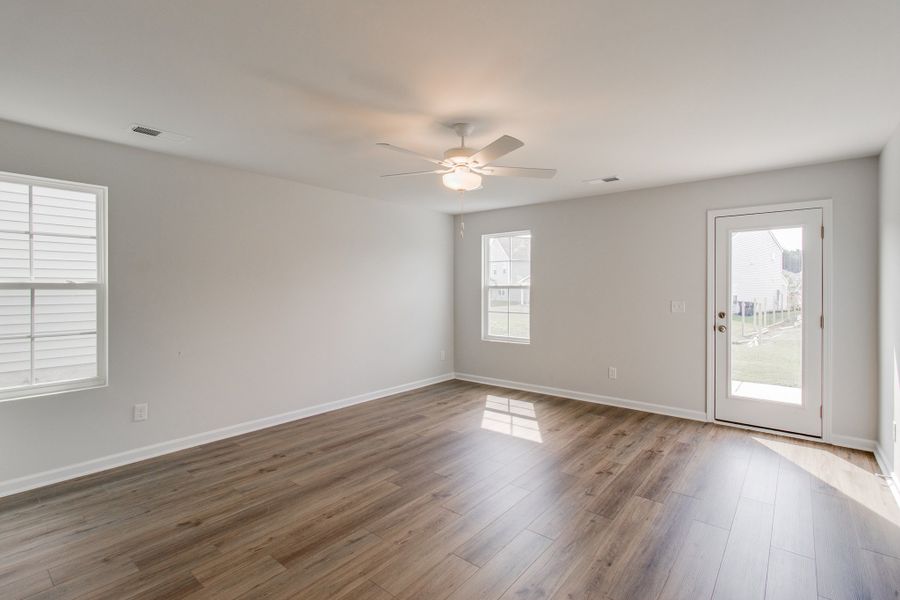 Spacious, unfurnished interior of a new home in Bluefield, Lexington (Image 17). Spacious, unfurnished interior of a new home in Bluefield, Lexington (Image 17).