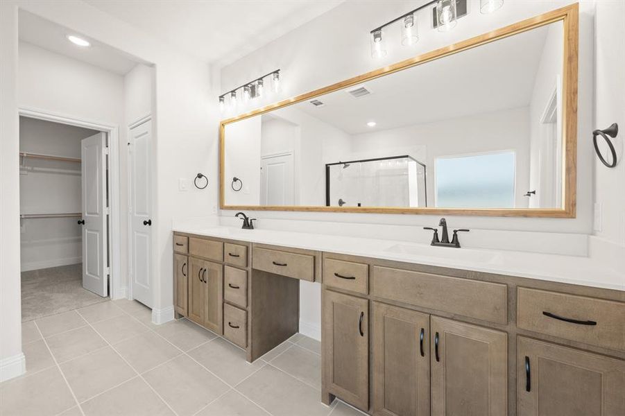 4417 Verbena- Primary Suite-3