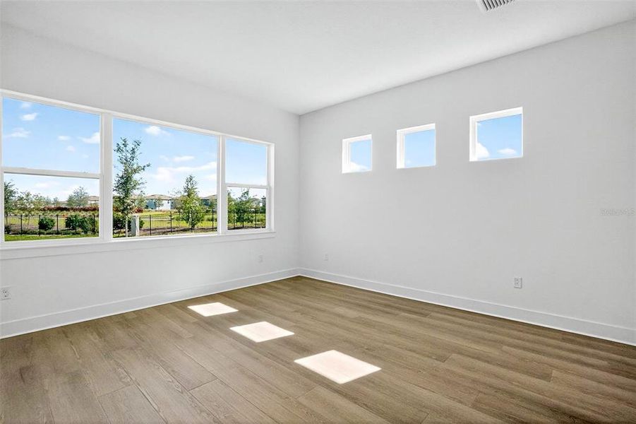 Spacious, unfurnished interior of a new home in , Parrish (Image 11).
