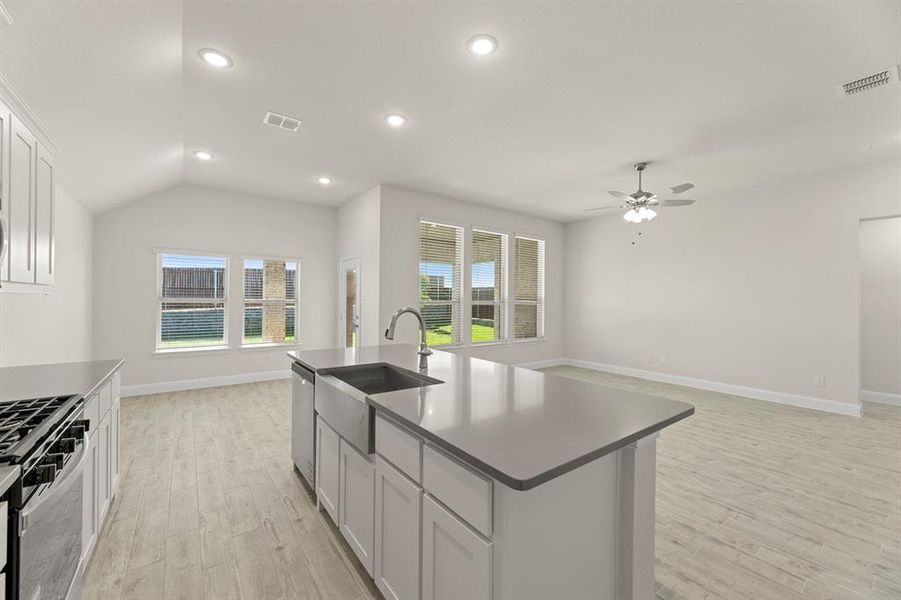 11. 108 Meadow - Kitchen (3) 11. 108 Meadow - Kitchen (3)