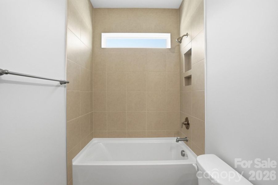 Furnished interior view inside a new home in Robinson Oaks, Gastonia (Image 8).