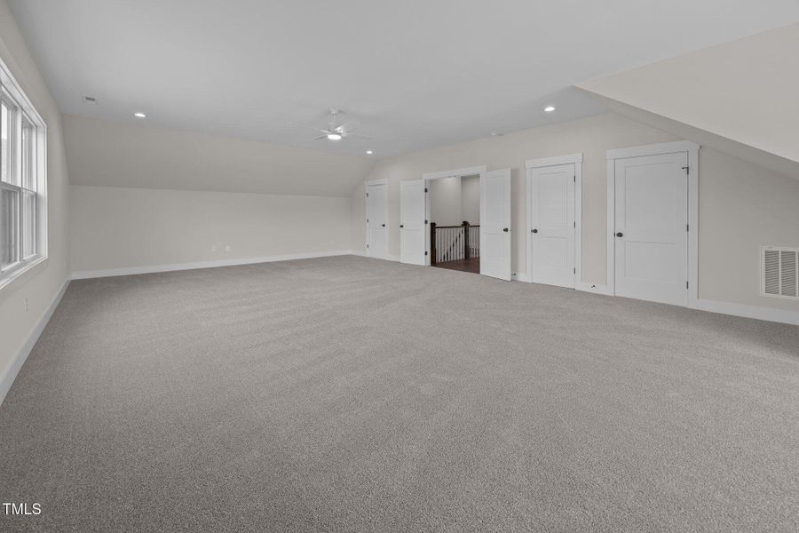 64-web-or-mls-IMG_0403 64-web-or-mls-IMG_0403